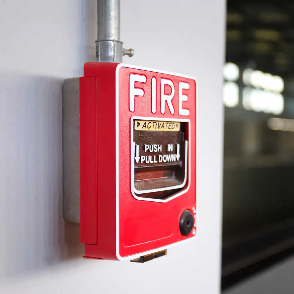 Manual fire alarm pull station for commercial safety - Insyte Security integrated fire intrusion monitoring Orlando Tampa